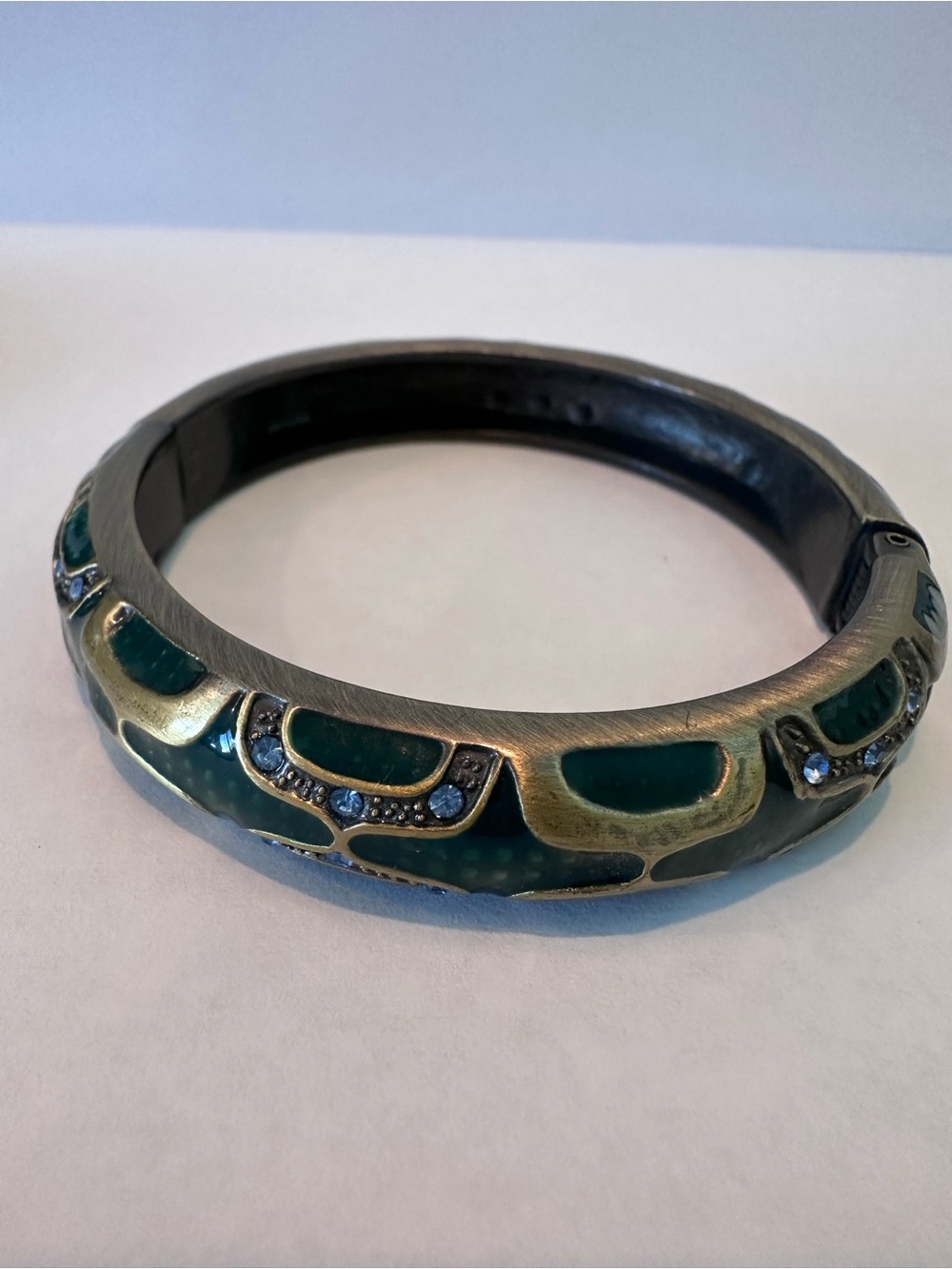 2 Coldwater Creek maroon and green with Goldtone Bracelets - Picture 11 of 13